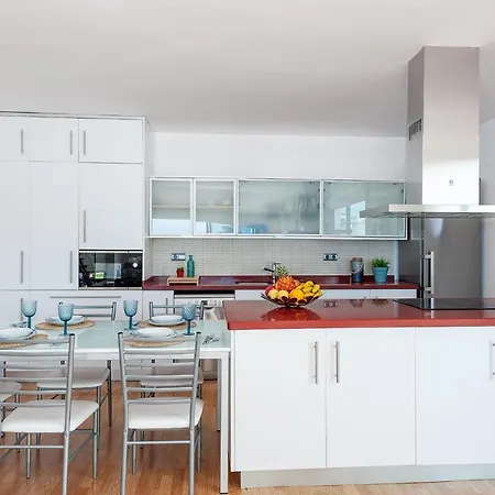Beach House With Sunset Views! Hébergement de vacances El Pris